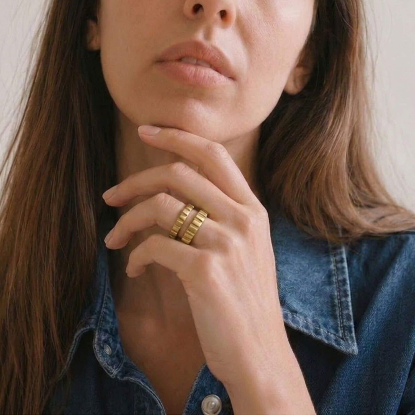 Matata Ribbed Double Band Ring