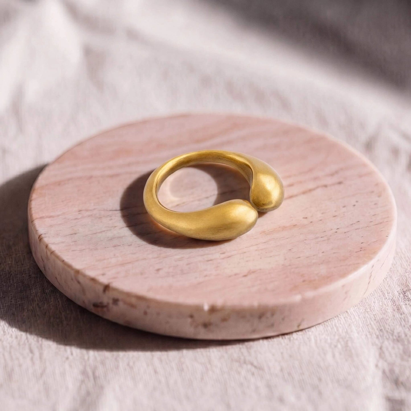 Asali Adjustable Brass Dash Ring